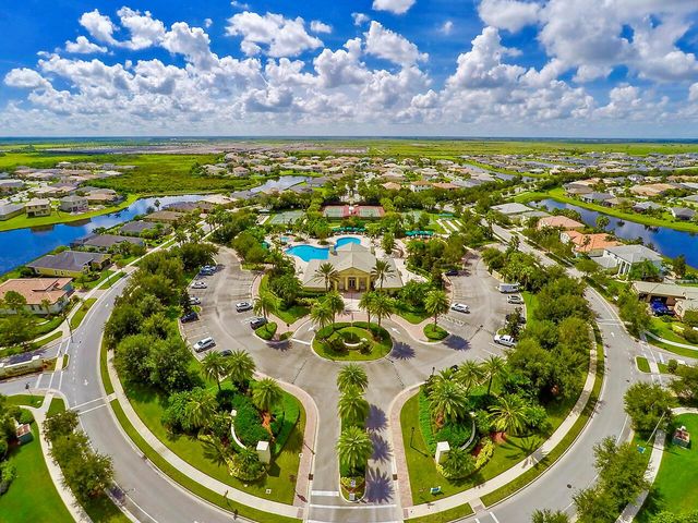 11861 SW Crestwood Circle, Port St. Lucie, FL 34987