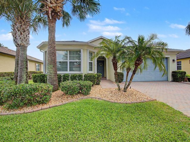 11861 SW Crestwood Circle, Port St. Lucie, FL 34987