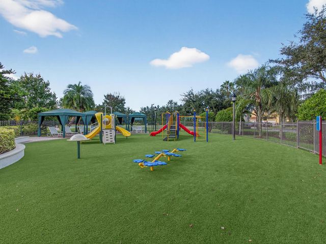 11861 SW Crestwood Circle, Port St. Lucie, FL 34987