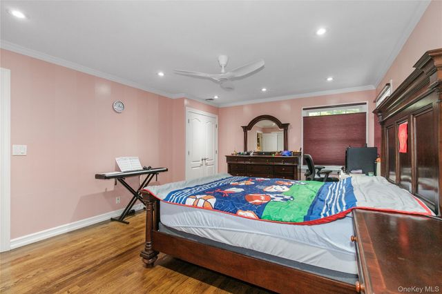 3 Saint Lawrence Place, Jericho, NY 11753