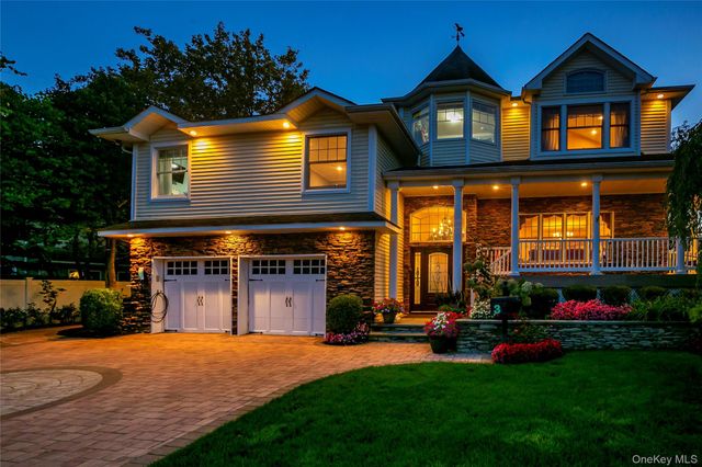 3 Saint Lawrence Place, Jericho, NY 11753