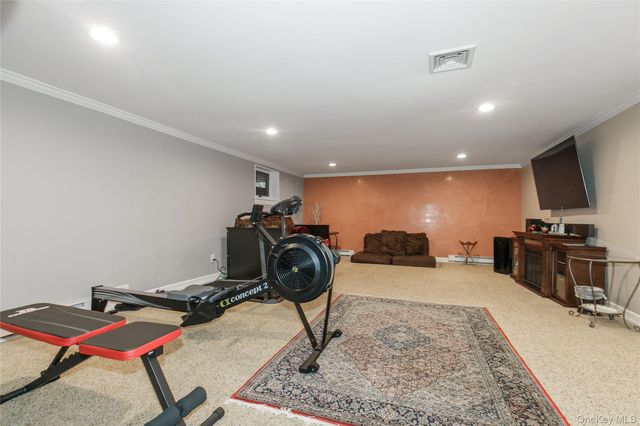 3 Saint Lawrence Place, Jericho, NY 11753