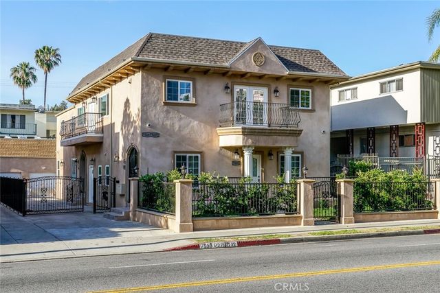 7522 Fountain Avenue, West Hollywood, CA 90046