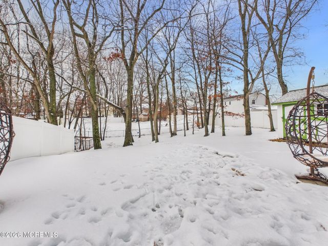 39 Virginia Drive, Howell, NJ 07731