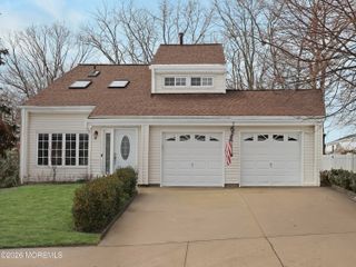 39 Virginia Drive, Howell, NJ 07731