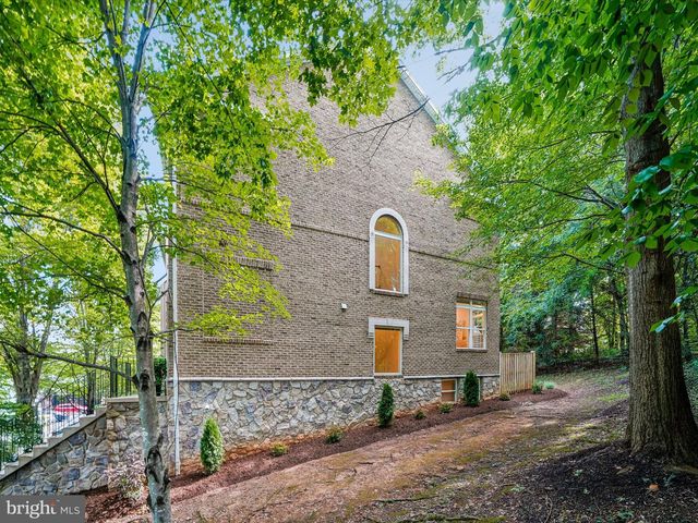 12001 TREELINE WAY, Rockville, MD 20852