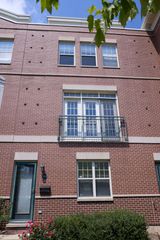 7428 W Fullerton Avenue, Elmwood Park, IL 60707