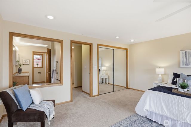 17851 9th Avenue NE, Poulsbo, WA 98370