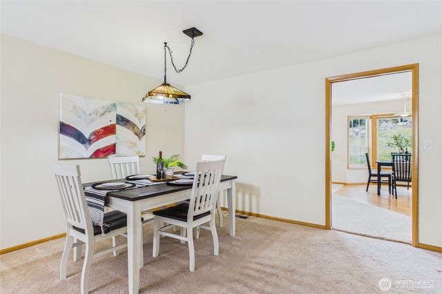 17851 9th Avenue NE, Poulsbo, WA 98370