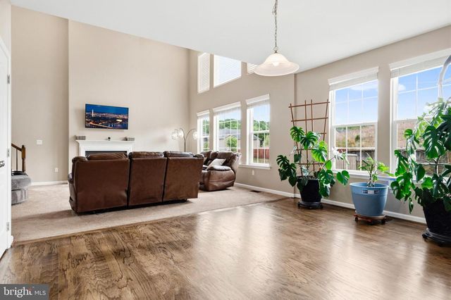 8 BRADBURY WAY, Stafford, VA 22554