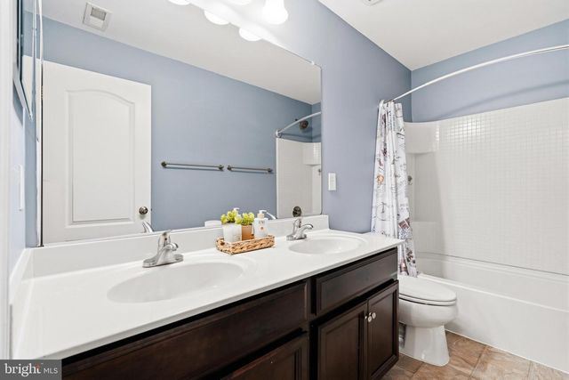 8 BRADBURY WAY, Stafford, VA 22554