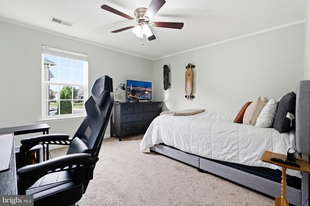 8 BRADBURY WAY, Stafford, VA 22554