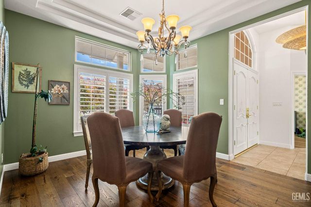 6804 Topaz Lane, Bakersfield, CA 93308