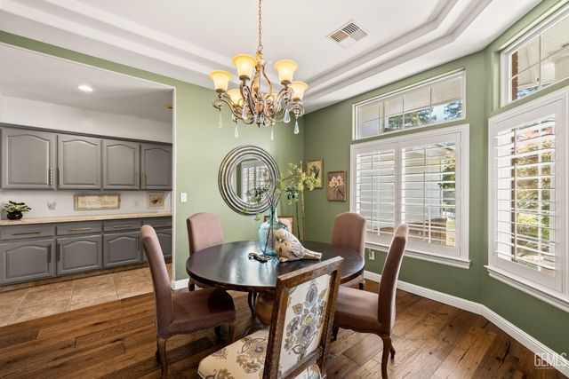 6804 Topaz Lane, Bakersfield, CA 93308