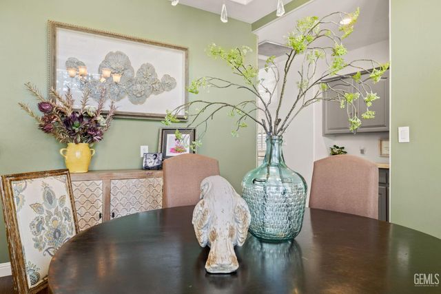 6804 Topaz Lane, Bakersfield, CA 93308