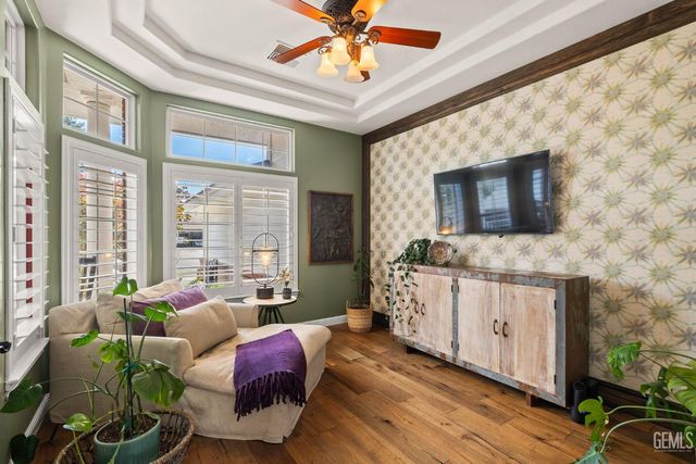 6804 Topaz Lane, Bakersfield, CA 93308