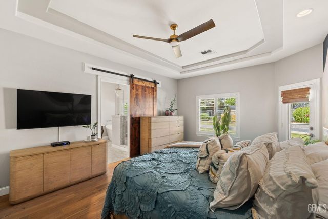 6804 Topaz Lane, Bakersfield, CA 93308