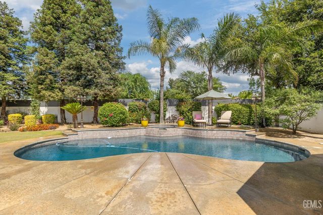 6804 Topaz Lane, Bakersfield, CA 93308