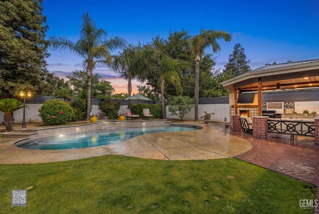 6804 Topaz Lane, Bakersfield, CA 93308