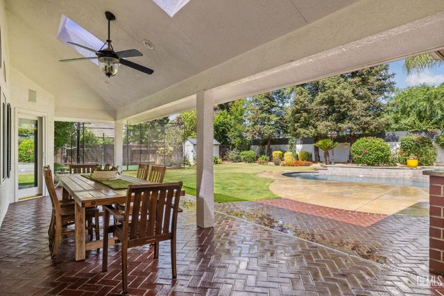 6804 Topaz Lane, Bakersfield, CA 93308