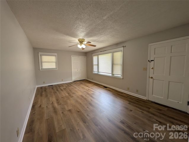 1127 Dallas Stanley Highway, Stanley, NC 28164