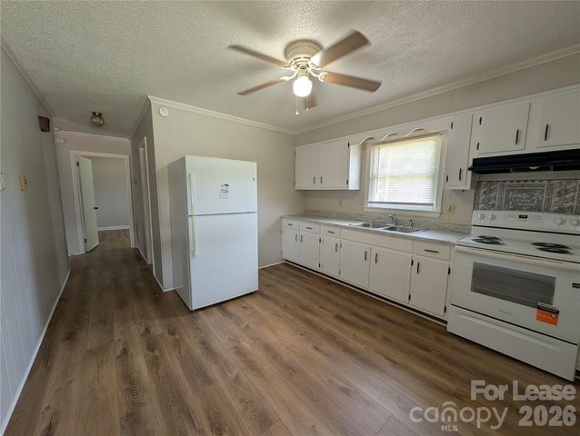 1127 Dallas Stanley Highway, Stanley, NC 28164