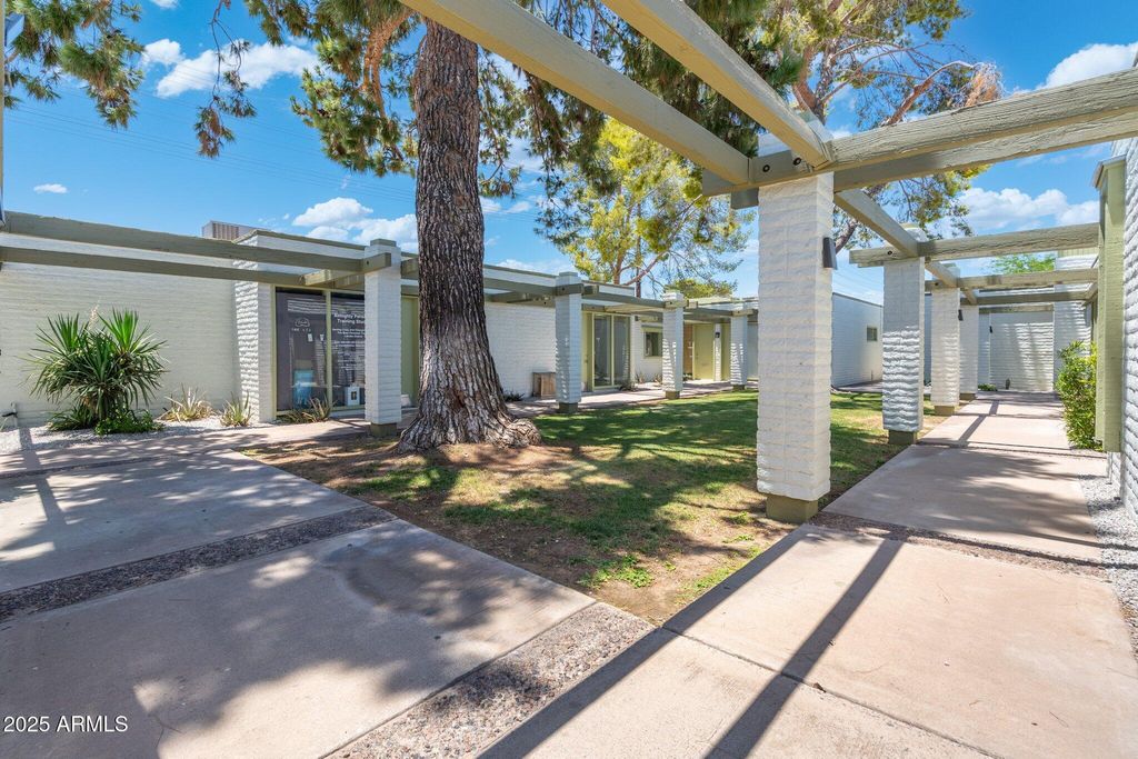 1050 E SOUTHERN Avenue, Tempe, AZ 85282 — photo 5