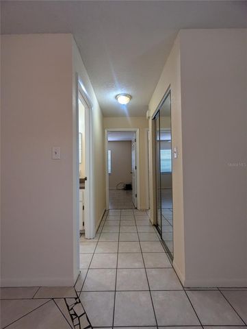 824 N SAINT CLAIR ABRAMS AVENUE, Tavares, FL 32778