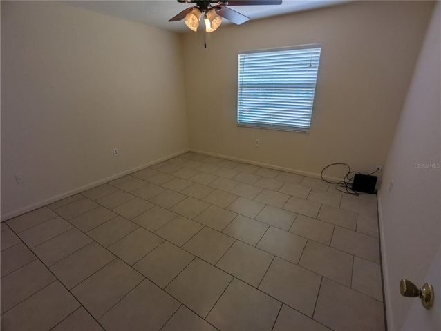 824 N SAINT CLAIR ABRAMS AVENUE, Tavares, FL 32778