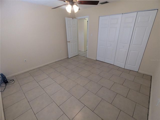 824 N SAINT CLAIR ABRAMS AVENUE, Tavares, FL 32778