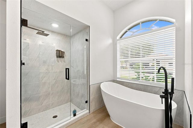 2405 APPALOOSA CIRCLE, Sarasota, FL 34240