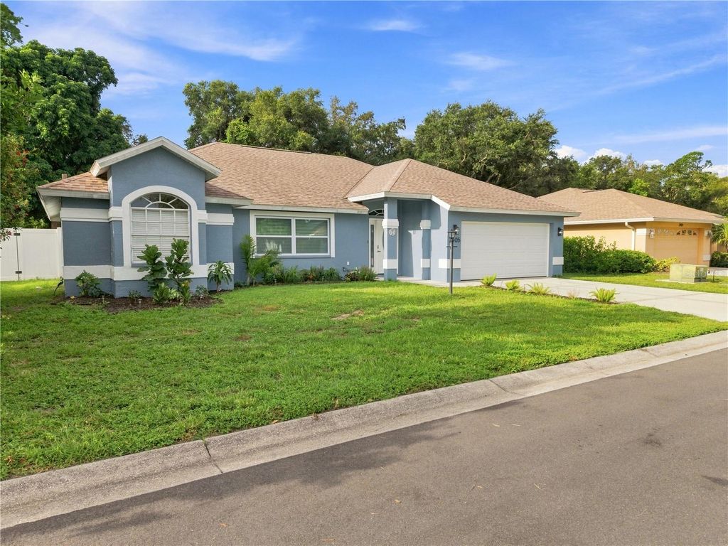 2405 APPALOOSA CIRCLE, Sarasota, FL 34240