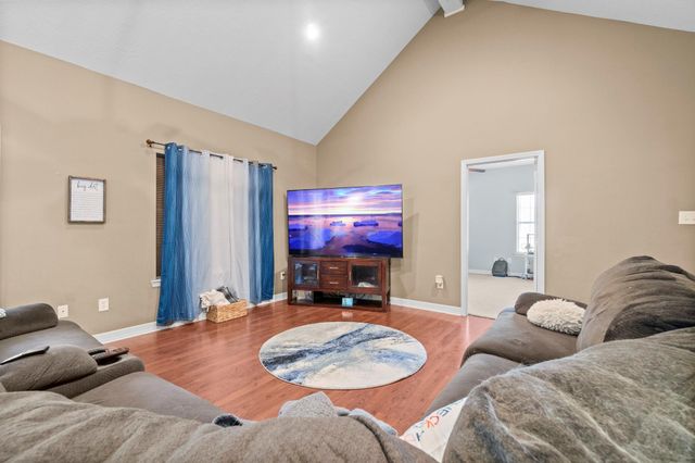 130 Country Charm, Livingston, TX 77351