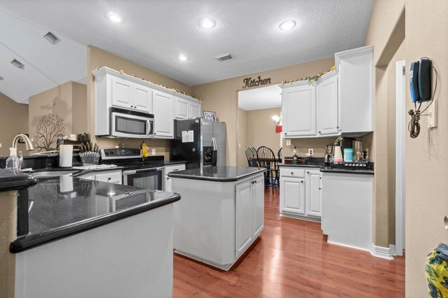 130 Country Charm, Livingston, TX 77351