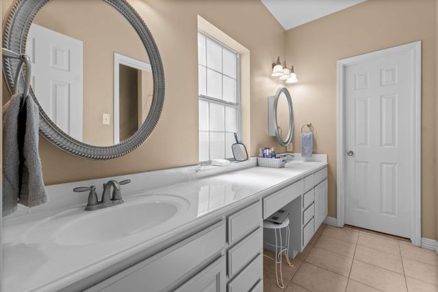 130 Country Charm, Livingston, TX 77351