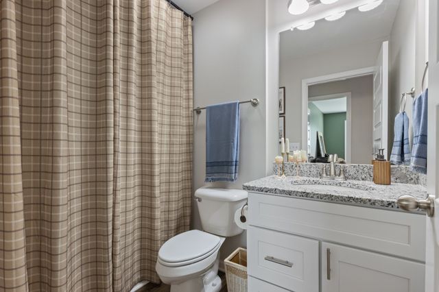 2243 Lambert Dr, Westmoreland, TN 37186
