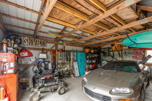 2243 Lambert Dr, Westmoreland, TN 37186
