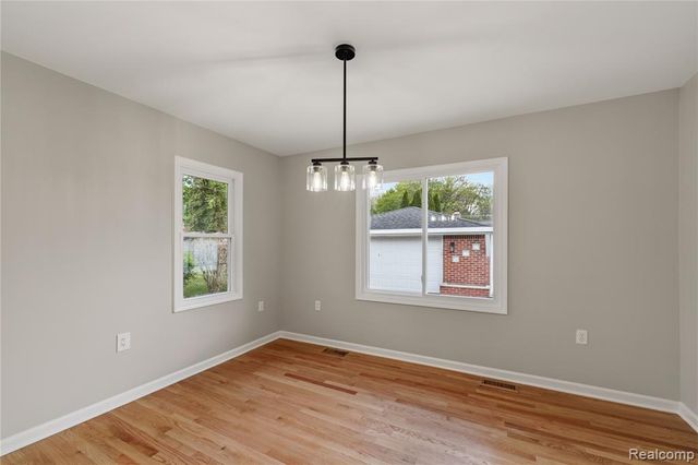 14538 Ronnie Lane, Livonia, MI 48154