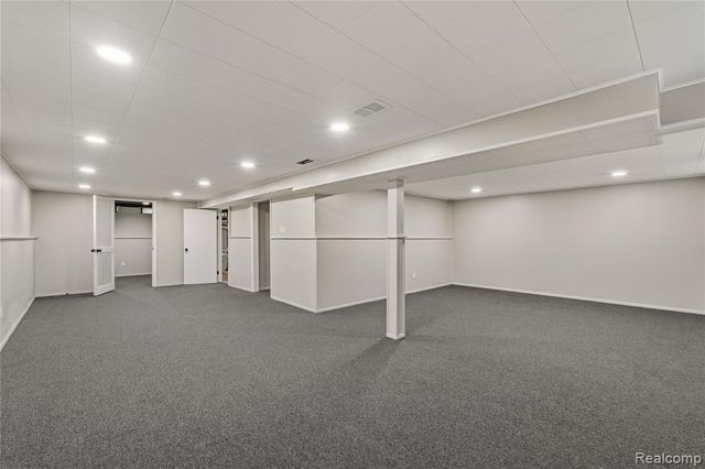14538 Ronnie Lane, Livonia, MI 48154