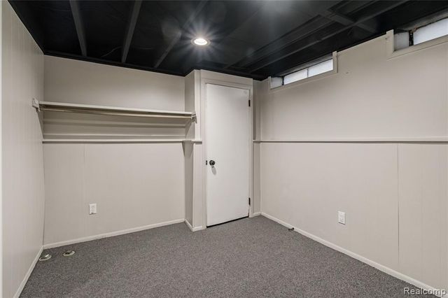14538 Ronnie Lane, Livonia, MI 48154