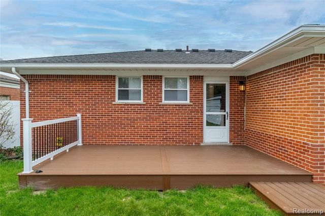 14538 Ronnie Lane, Livonia, MI 48154