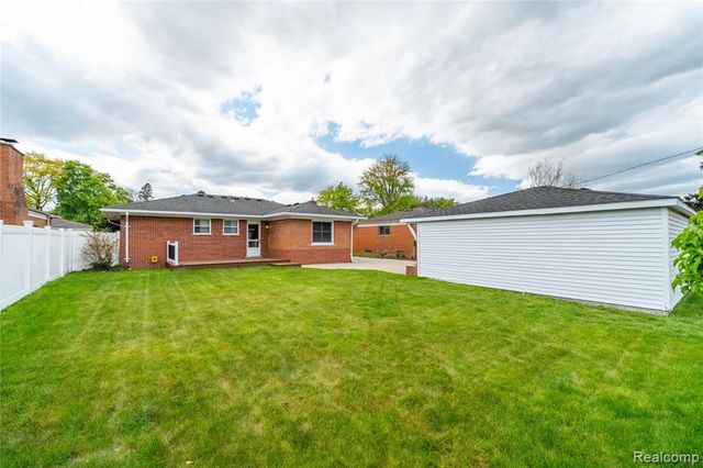 14538 Ronnie Lane, Livonia, MI 48154