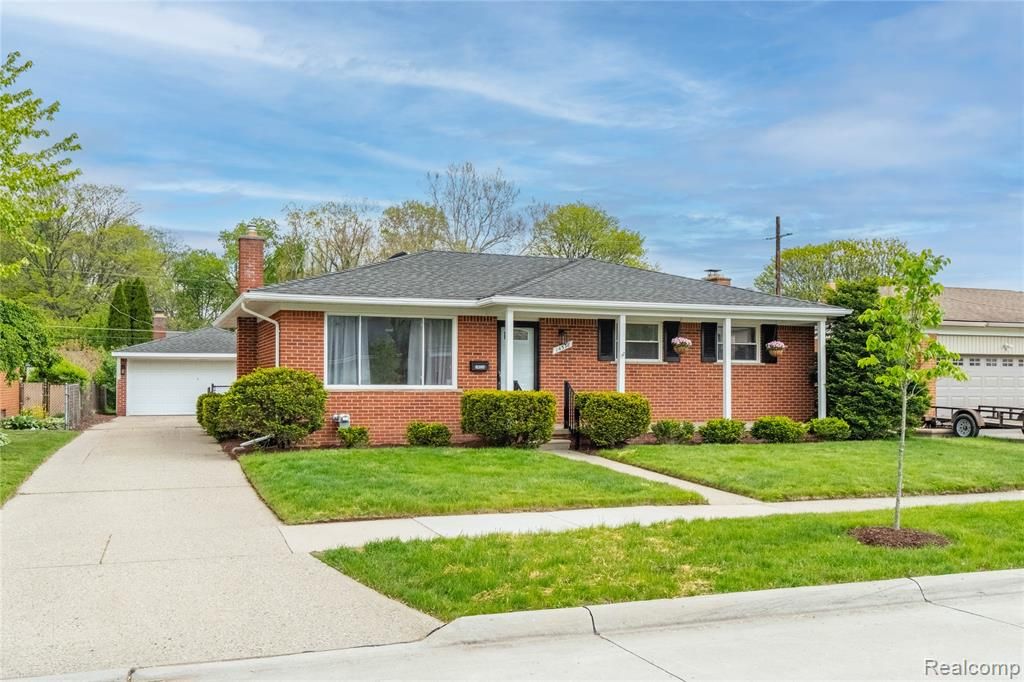 14538 Ronnie Lane, Livonia, MI 48154