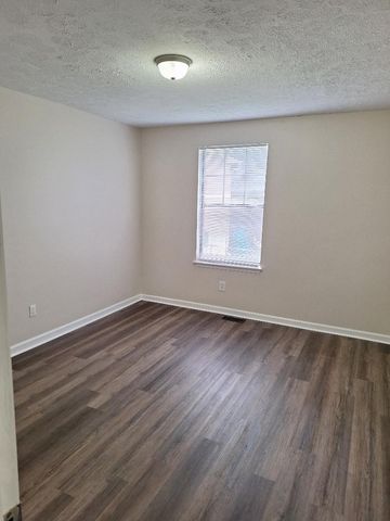 206 Fawnwood Ct, Nashville, TN 37207