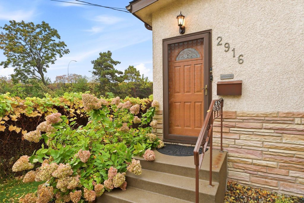 2916 S 9th Street, Minneapolis, MN 55406 — photo 3