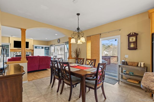 3127 Royal Hannah Drive Ne, Algoma Township, MI 49341