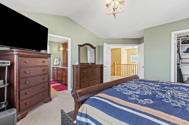 3127 Royal Hannah Drive Ne, Algoma Township, MI 49341