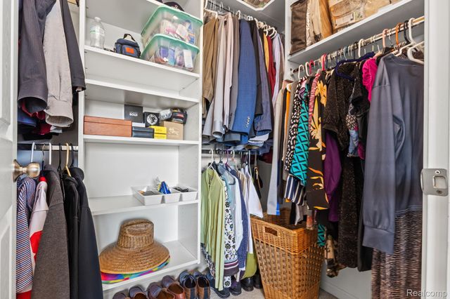 3127 Royal Hannah Drive Ne, Algoma Township, MI 49341