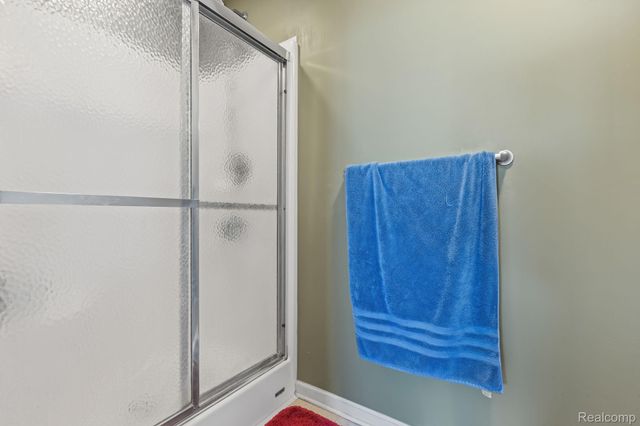 3127 Royal Hannah Drive Ne, Algoma Township, MI 49341