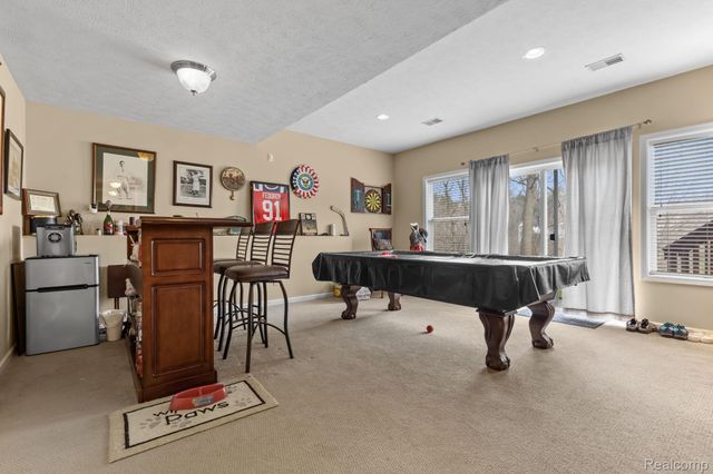 3127 Royal Hannah Drive Ne, Algoma Township, MI 49341